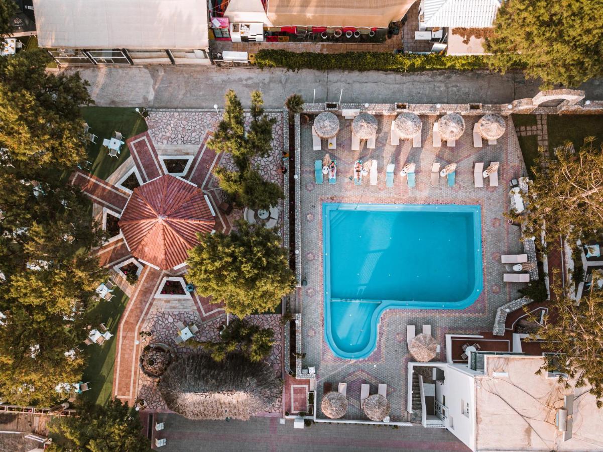 Troulakis Beach Hotel Agia Marina  Luaran gambar