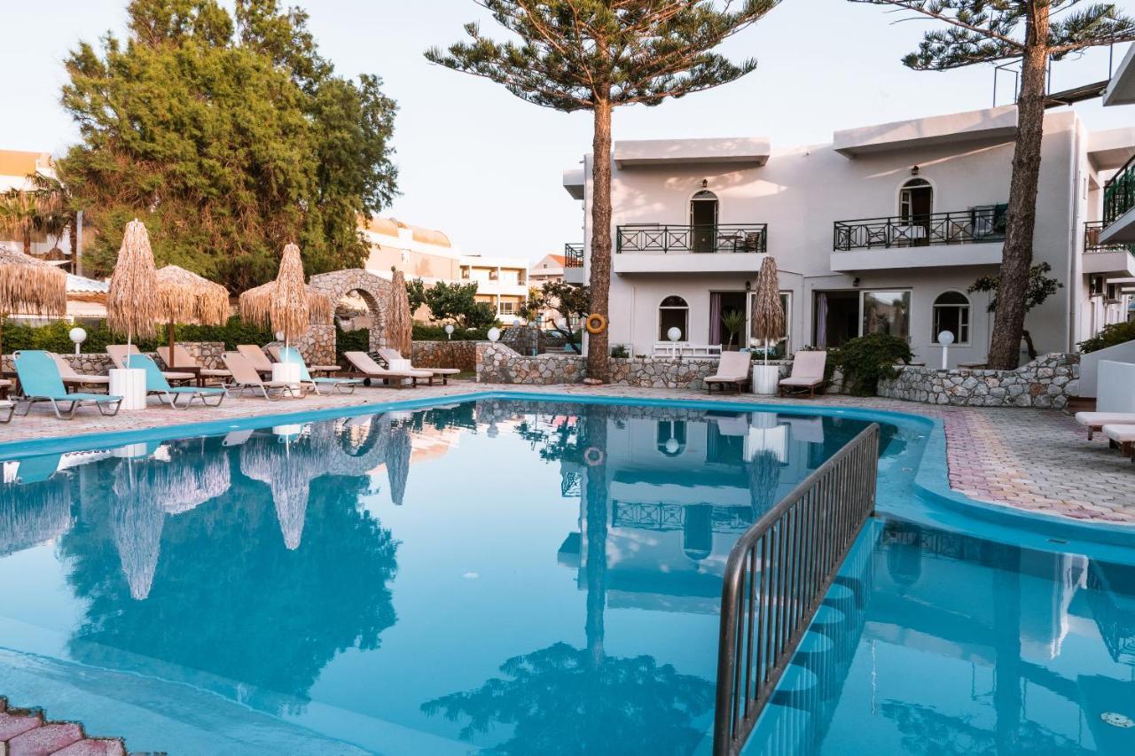 Troulakis Beach Hotel Agia Marina  Luaran gambar