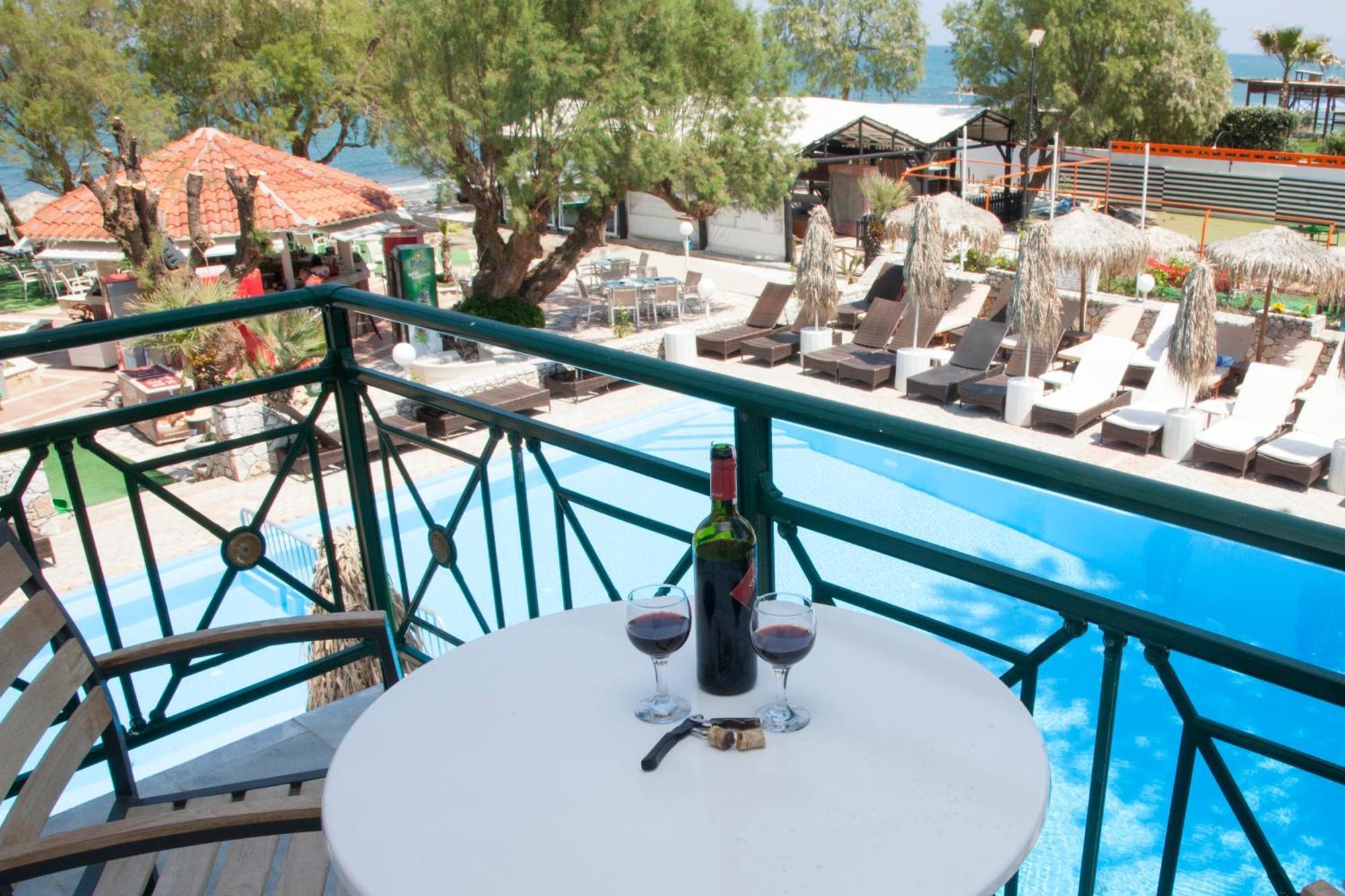 Troulakis Beach Hotel Agia Marina  Luaran gambar